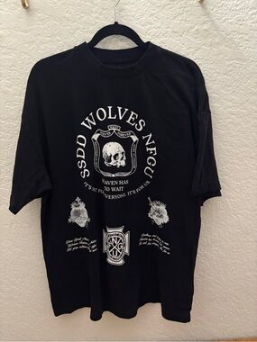 Darc sport Wolves NFGU Black Graphic Tee